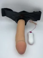 NOXXX Belden Bağlamalı Titreşimli İçi Boş Realistik Penis 21 cm